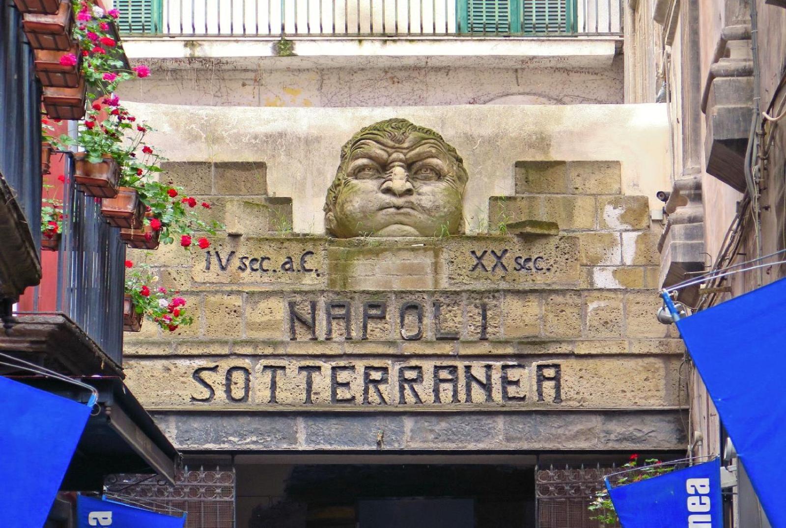 Yasmin Casavacanze Neapel Exteriör bild